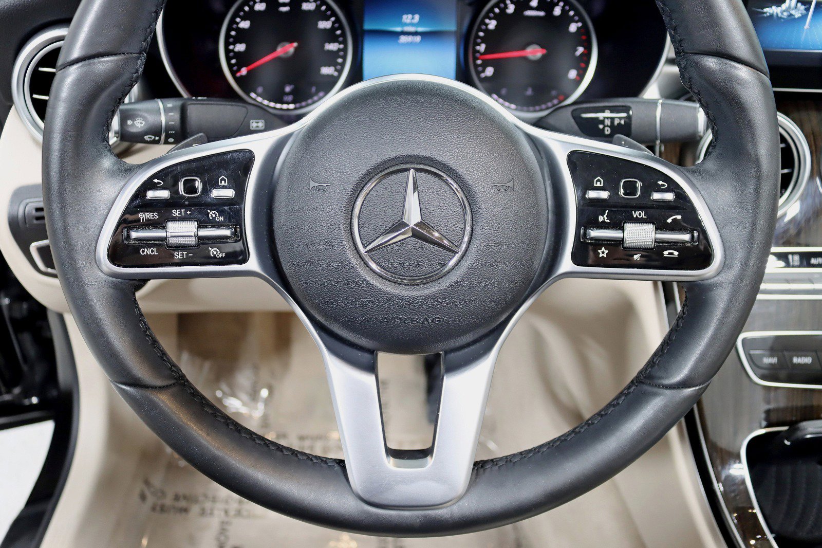 Used 2019 Mercedes-Benz C 300 4MATIC Cabriolet w/ Multimedia Package image 17