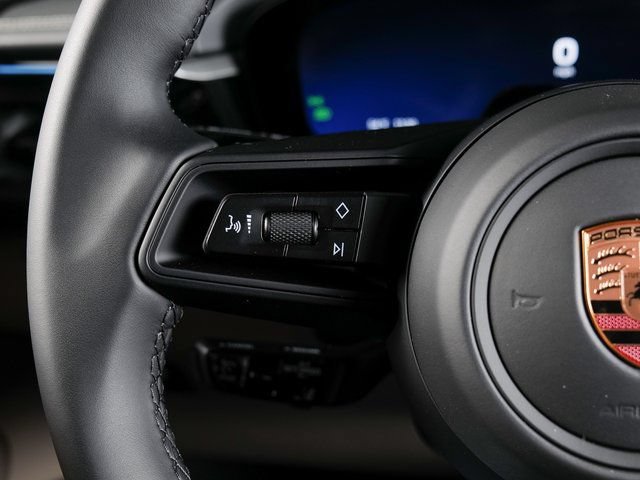 New 2026 Porsche Macan 4 Electric AWD/4WD image 20