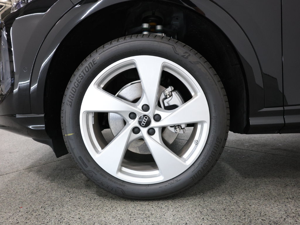 New 2026 Audi Q5 Premium Plus AWD/4WD image 5