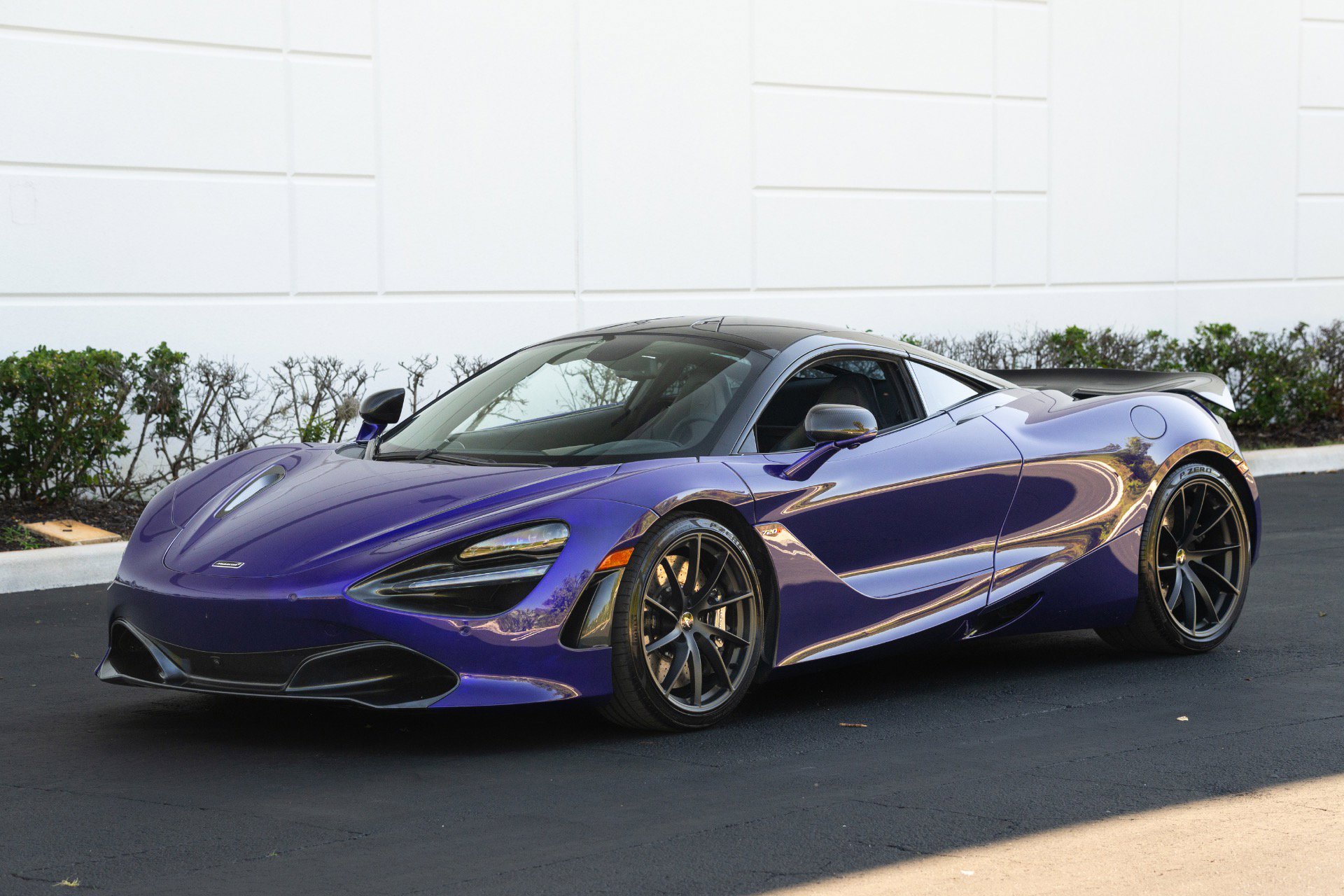 Used 2020 McLaren 720S image 24