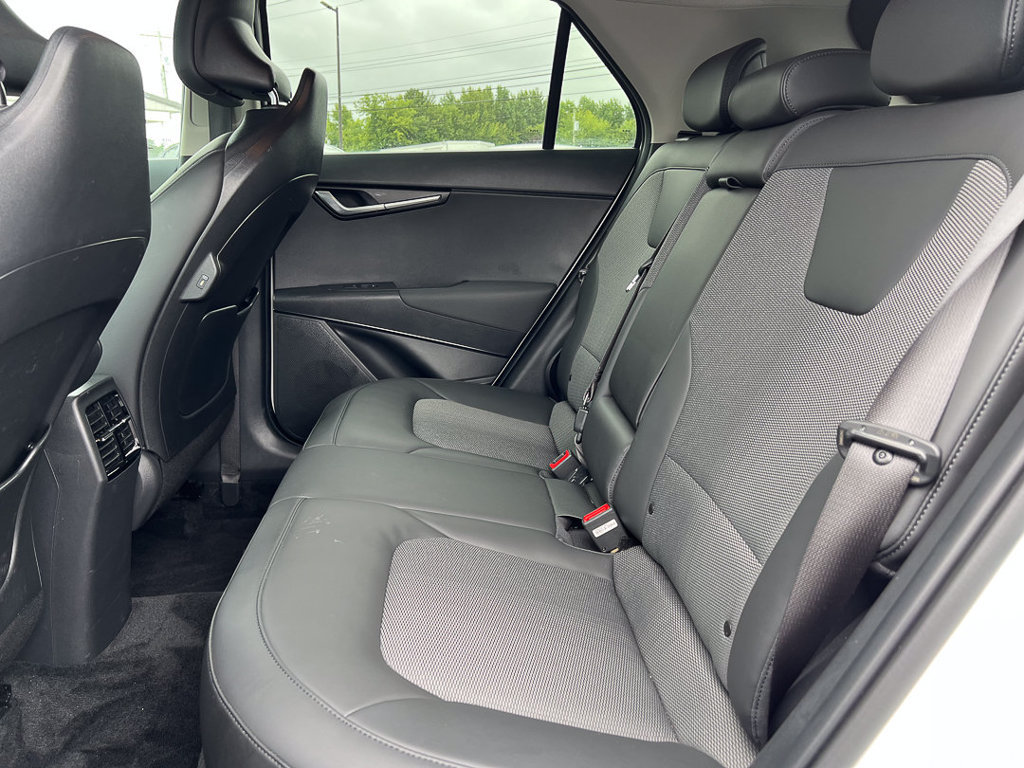 Certified 2024 Kia Niro EX w/ EX Cold Weather Package FWD image 29