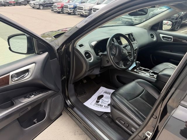 Used 2015 Nissan Pathfinder Platinum w/ Cargo Package AWD/4WD image 20