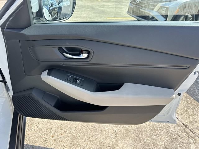 Used 2024 Honda Accord EX image 18