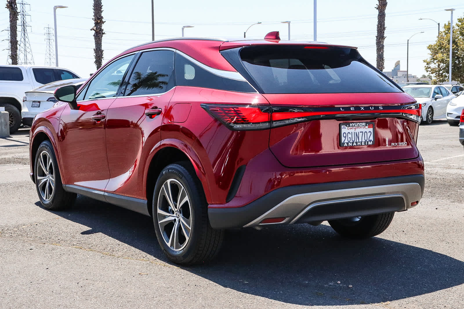 Used 2023 Lexus RX 350 FWD w/ Cold Area Package image 8