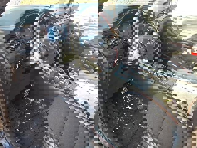 Used 2024 Ford Escape ST-Line image 8