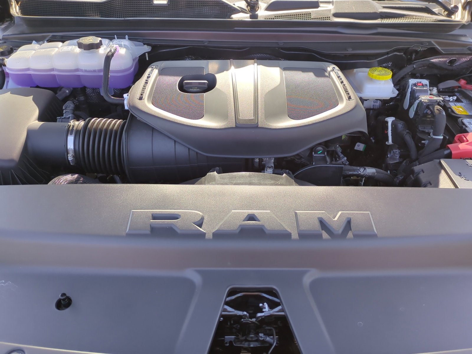 New 2026 RAM 1500 Laramie w/ Night Edition image 21