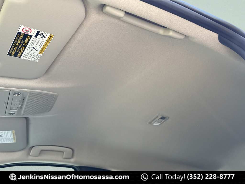 New 2026 Nissan Kicks SR w/ Interior Electronics Package FWD image 30