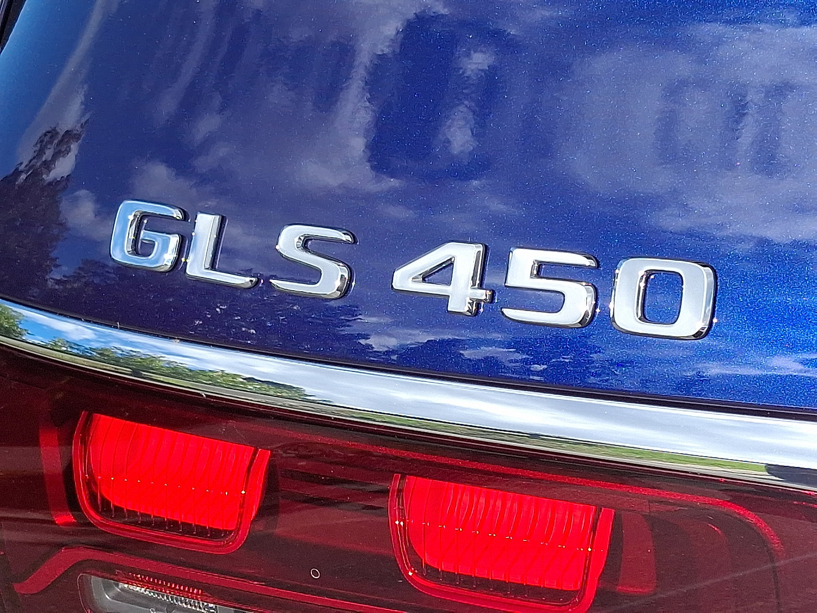 New 2026 Mercedes-Benz GLS 450 4MATIC image 19