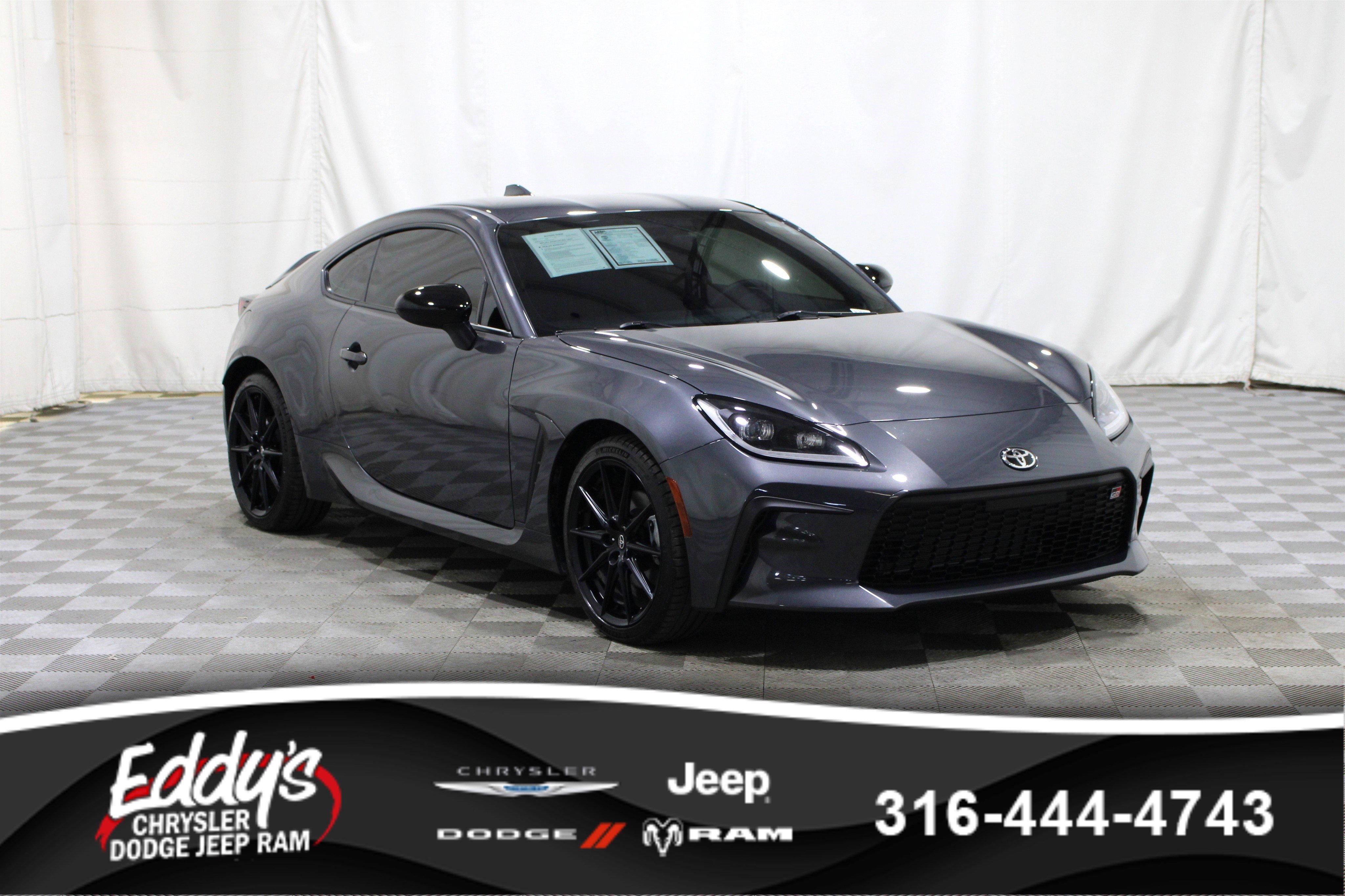 Used 2025 Toyota GR86 Premium w/ ALL Weather Mat Package (TMS) image 1