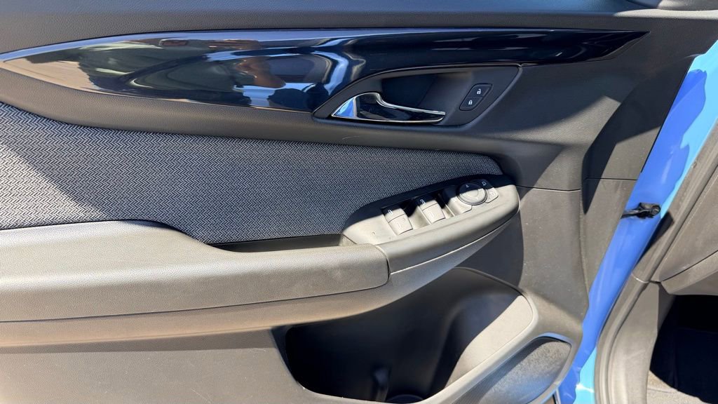 Used 2024 Chevrolet TrailBlazer LT w/ LT Cold Weather Package FWD image 16