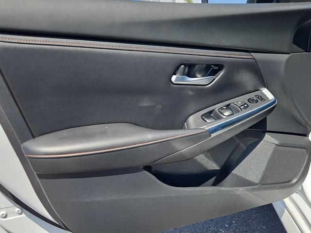 Used 2022 Nissan Sentra SR FWD image 11