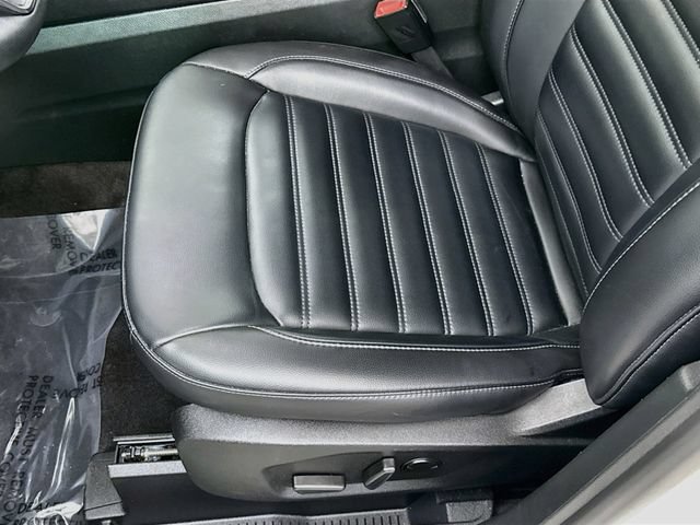 Certified 2024 Ford Edge SEL w/ Convenience Package AWD/4WD image 18