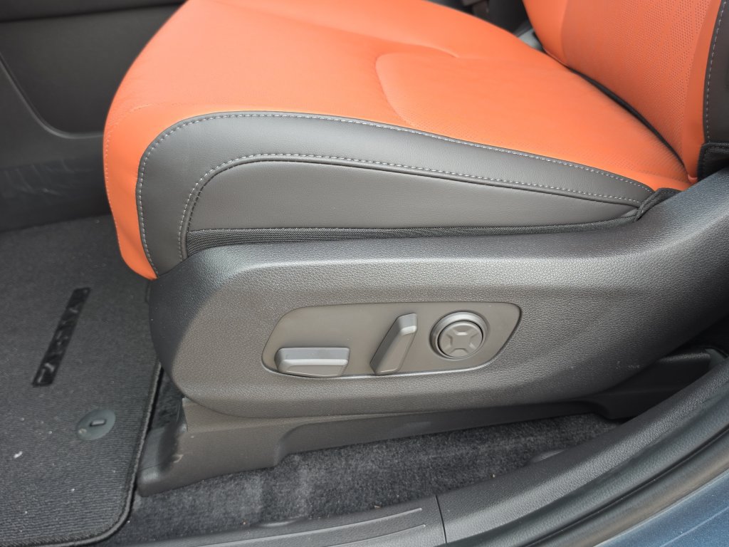 New 2026 Kia Carnival SX FWD image 22