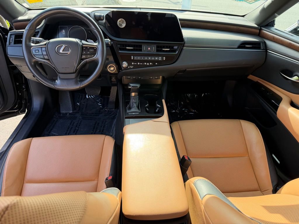 Used 2023 Lexus ES 250 w/ Premium Package image 14
