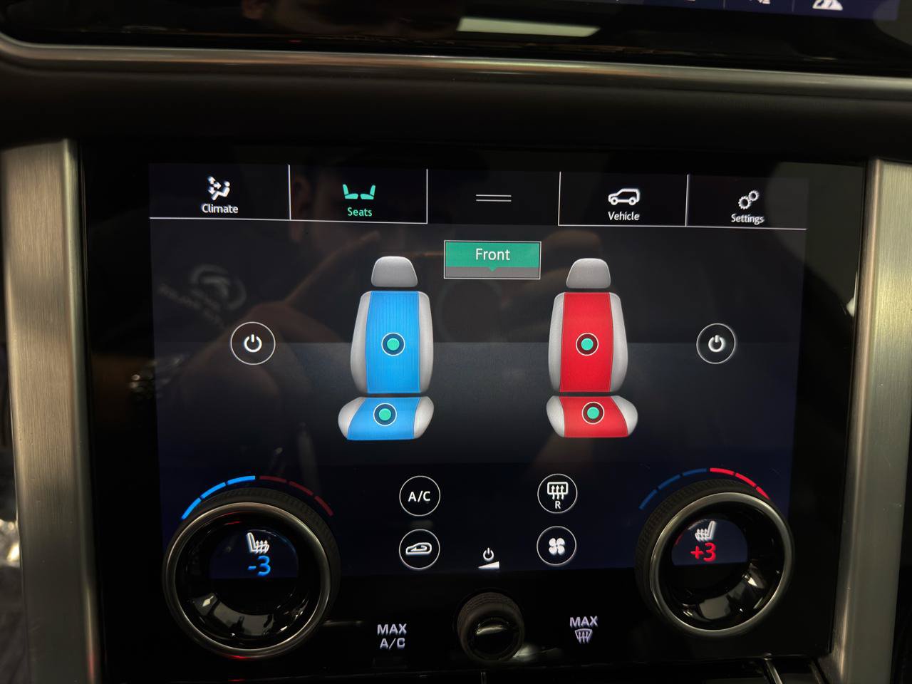 Used 2019 Land Rover Range Rover HSE AWD/4WD image 11