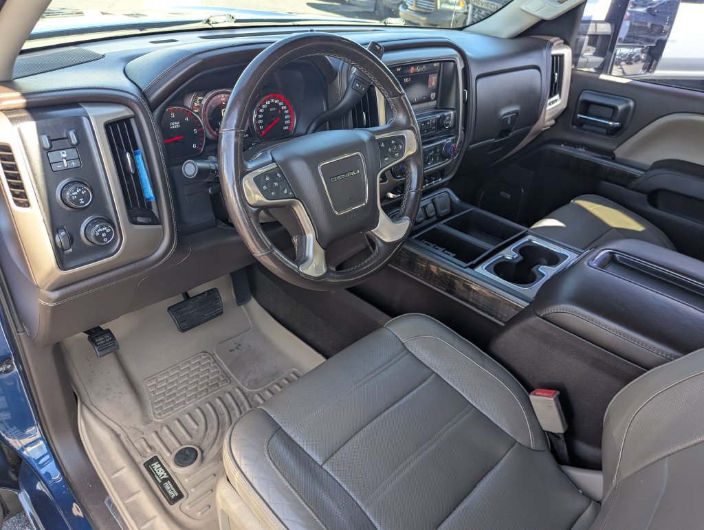 Used 2015 GMC Sierra 1500 Denali w/ Driver Alert Package AWD/4WD image 24