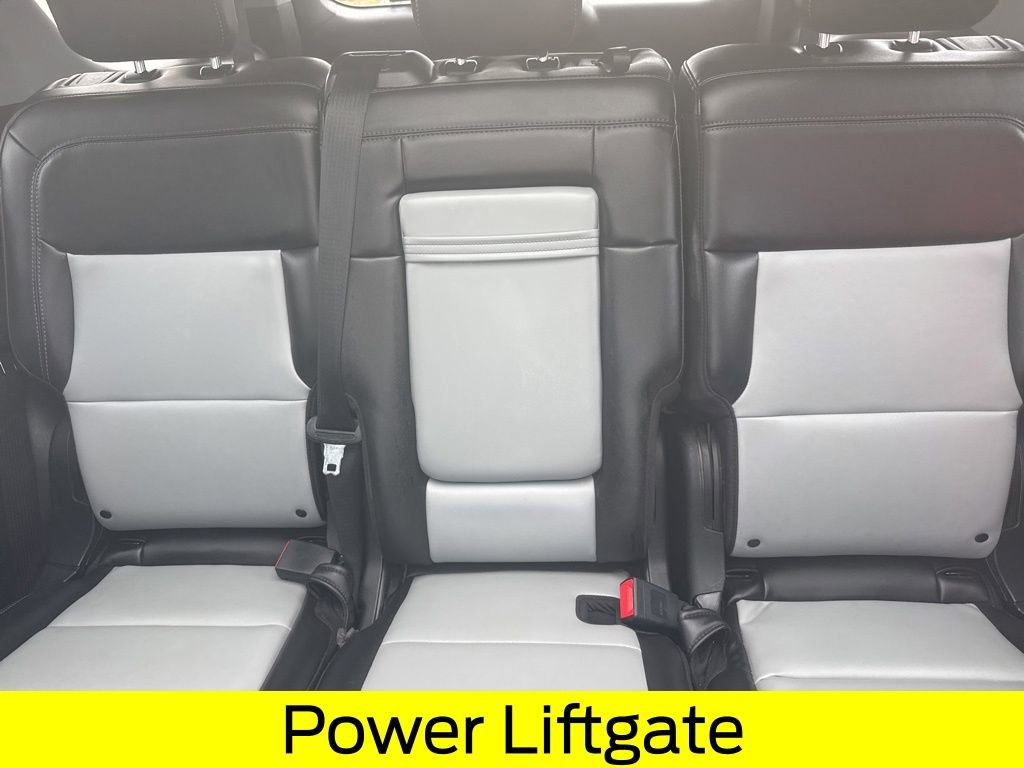 Certified 2022 Ford Explorer XLT w/ Equipment Group 202A image 15