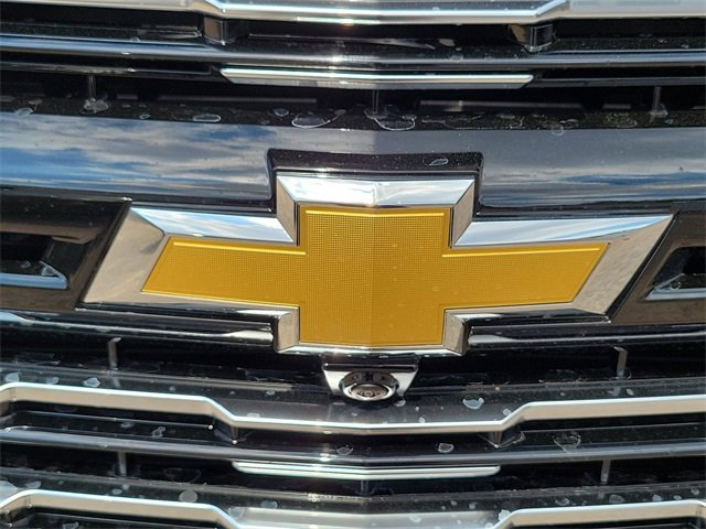 New 2026 Chevrolet Suburban High Country image 32