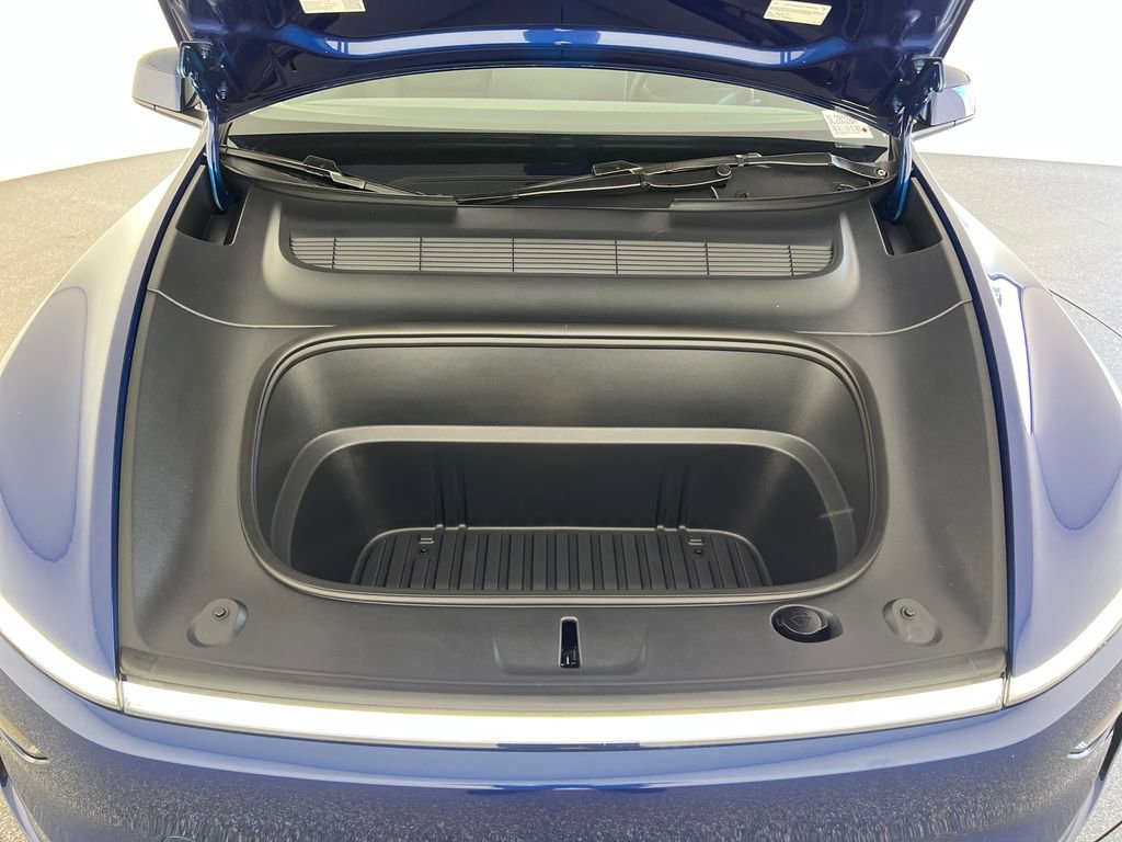 Used 2026 Tesla Model Y Long Range AWD/4WD image 23