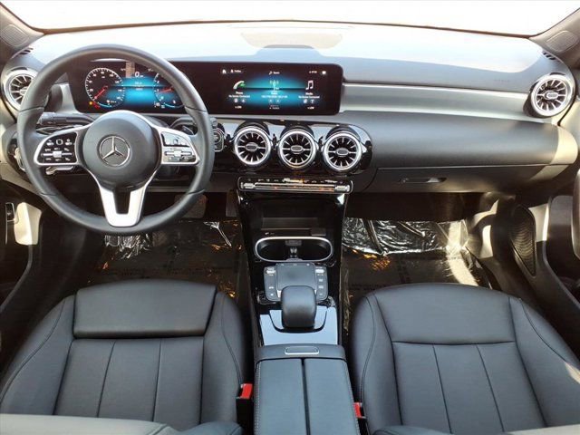 Certified 2022 Mercedes-Benz A 220 image 4