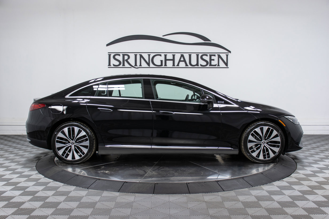 Used 2024 Mercedes-Benz EQE 350+ 4MATIC Sedan image 4