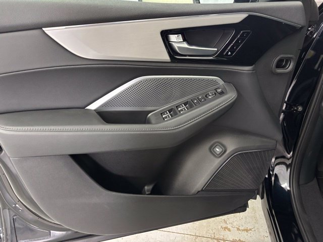 Certified 2026 Acura MDX FWD image 12