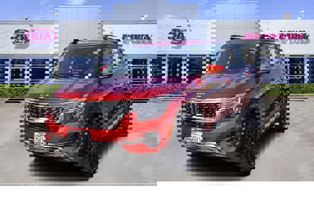 Used 2022 Kia Seltos Nightfall Edition image 3