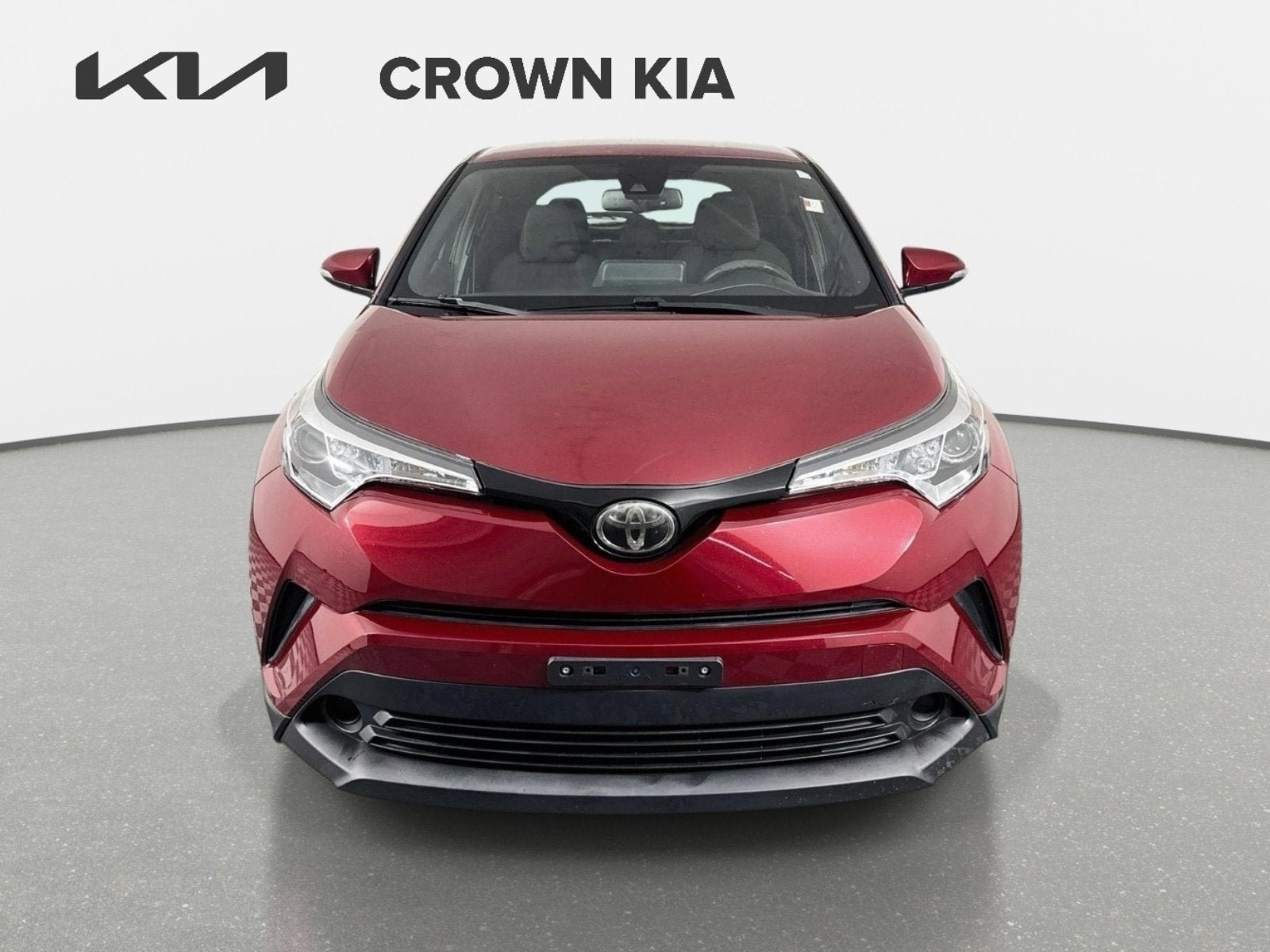 Used 2019 Toyota C-HR LE FWD image 2
