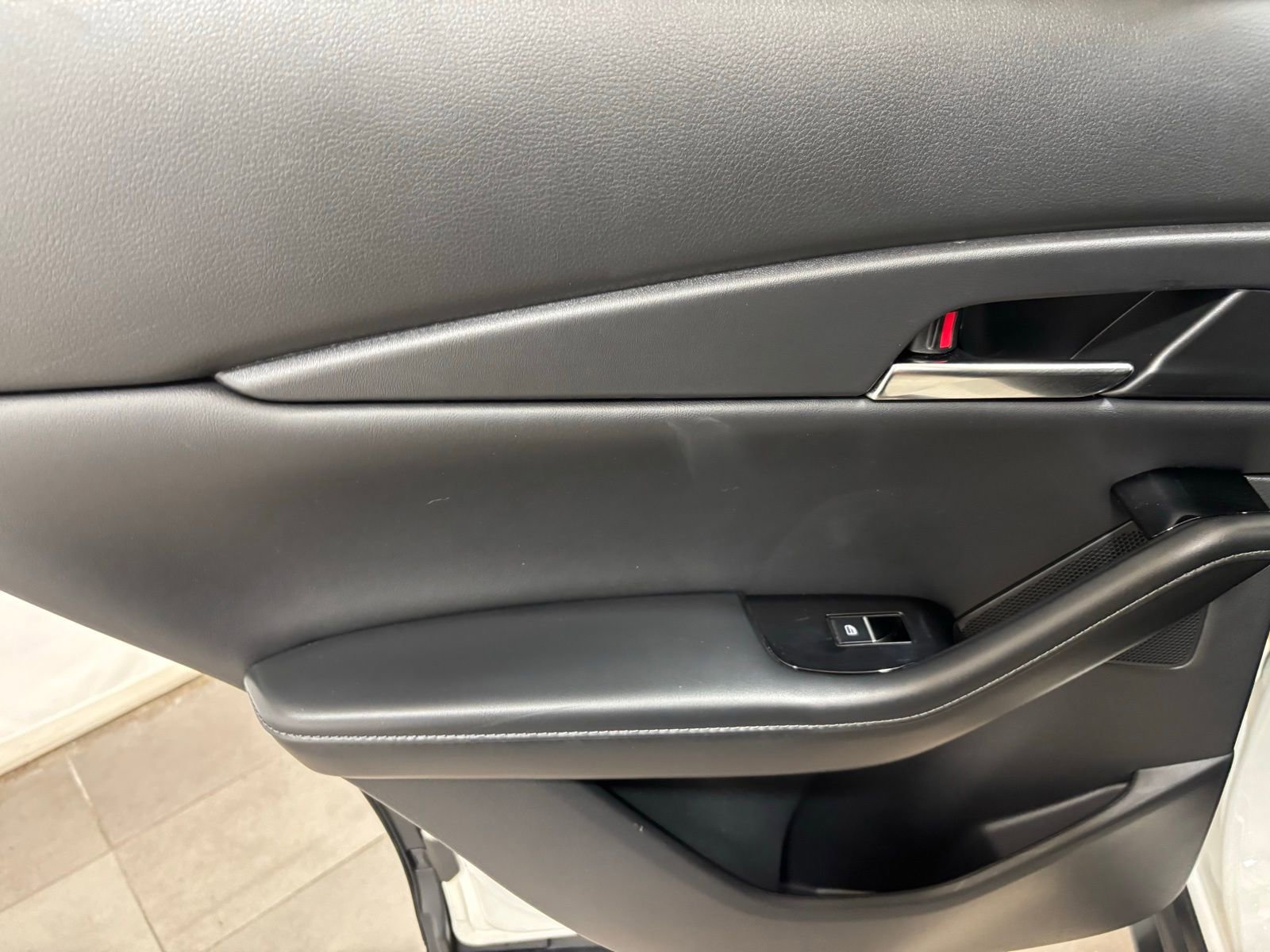 Certified 2025 MAZDA CX-30 AWD 2.5 S w/ Preferred Package image 17