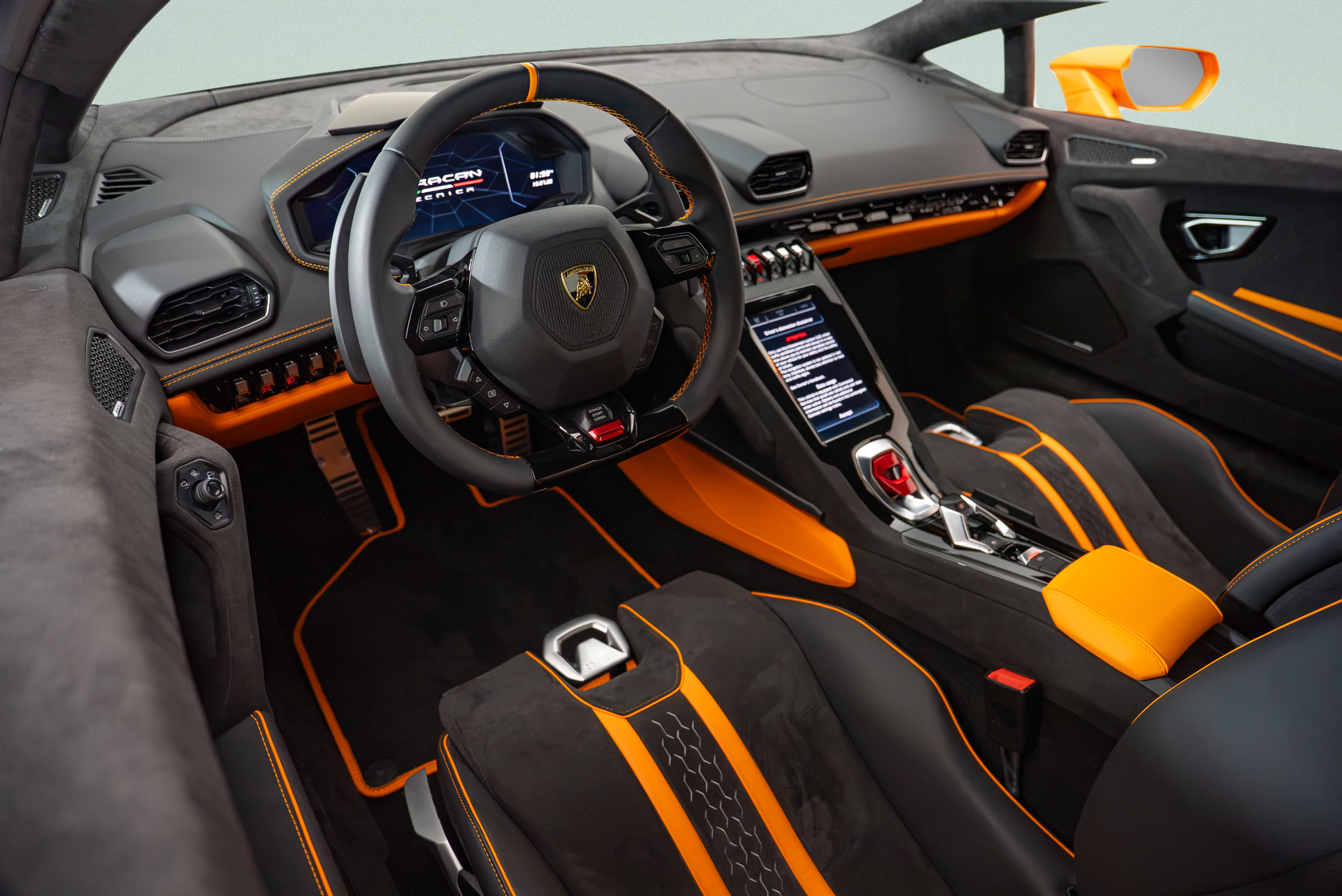 Used 2023 Lamborghini Huracan Tecnica RWD image 7