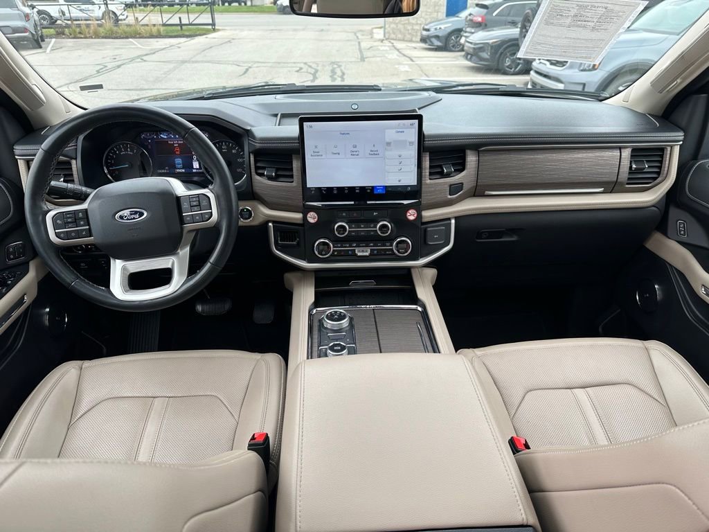 Used 2024 Ford Expedition Max Limited image 17