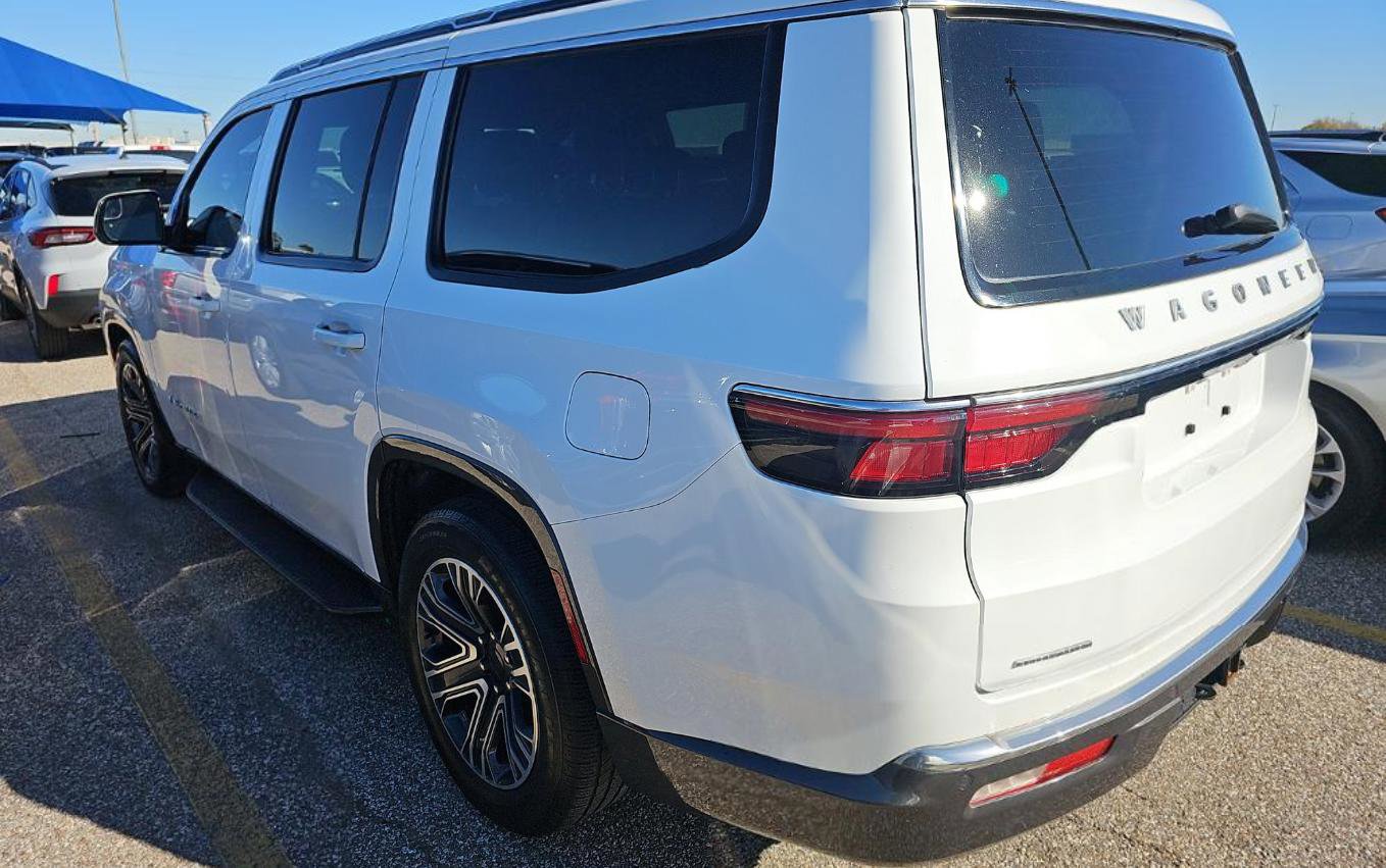 Used 2022 Jeep Wagoneer Series III image 4