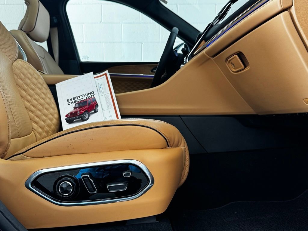 Certified 2023 Jeep Grand Cherokee Summit AWD/4WD image 5