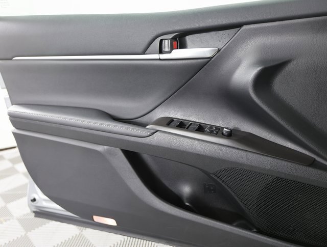 Used 2023 Toyota Camry XSE image 25