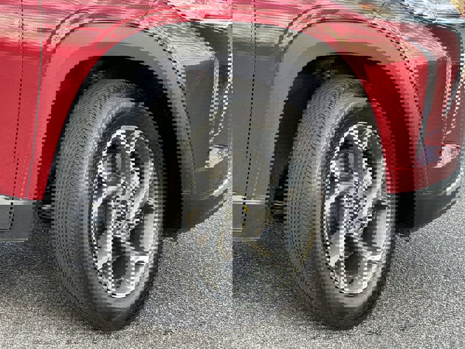 Used 2025 Chevrolet Trax LT w/ LT Convenience Package image 12