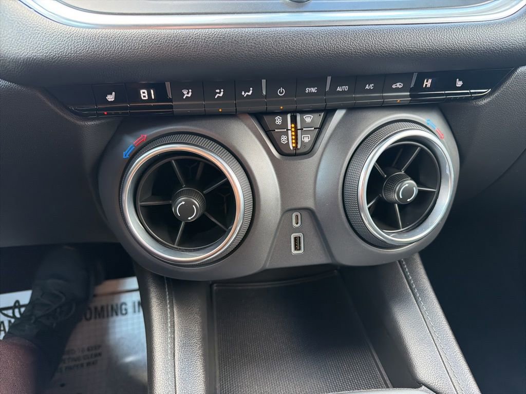 Used 2021 Chevrolet Blazer LT image 29