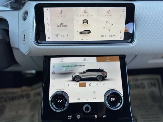 Used 2022 Land Rover Range Rover Velar R-Dynamic S image 28