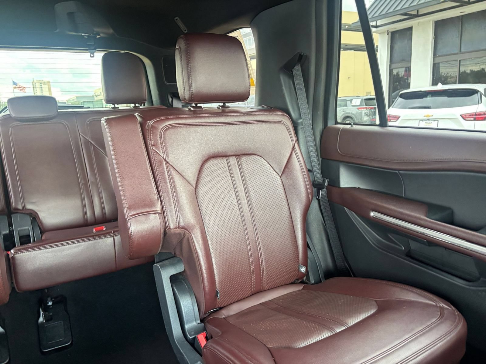 Used 2024 Ford Expedition Limited RWD image 41
