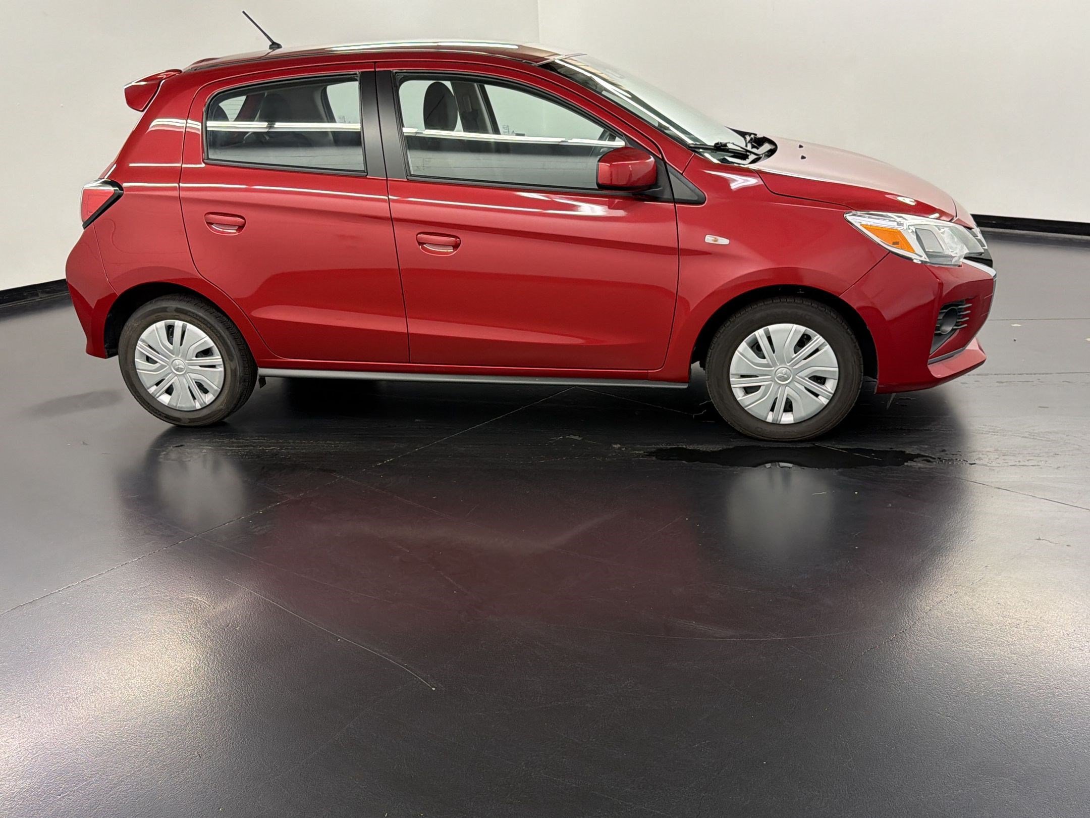 Used 2024 Mitsubishi Mirage ES FWD image 8