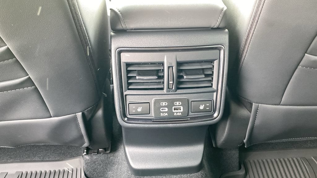 Used 2026 Subaru Outback Wilderness AWD/4WD image 15