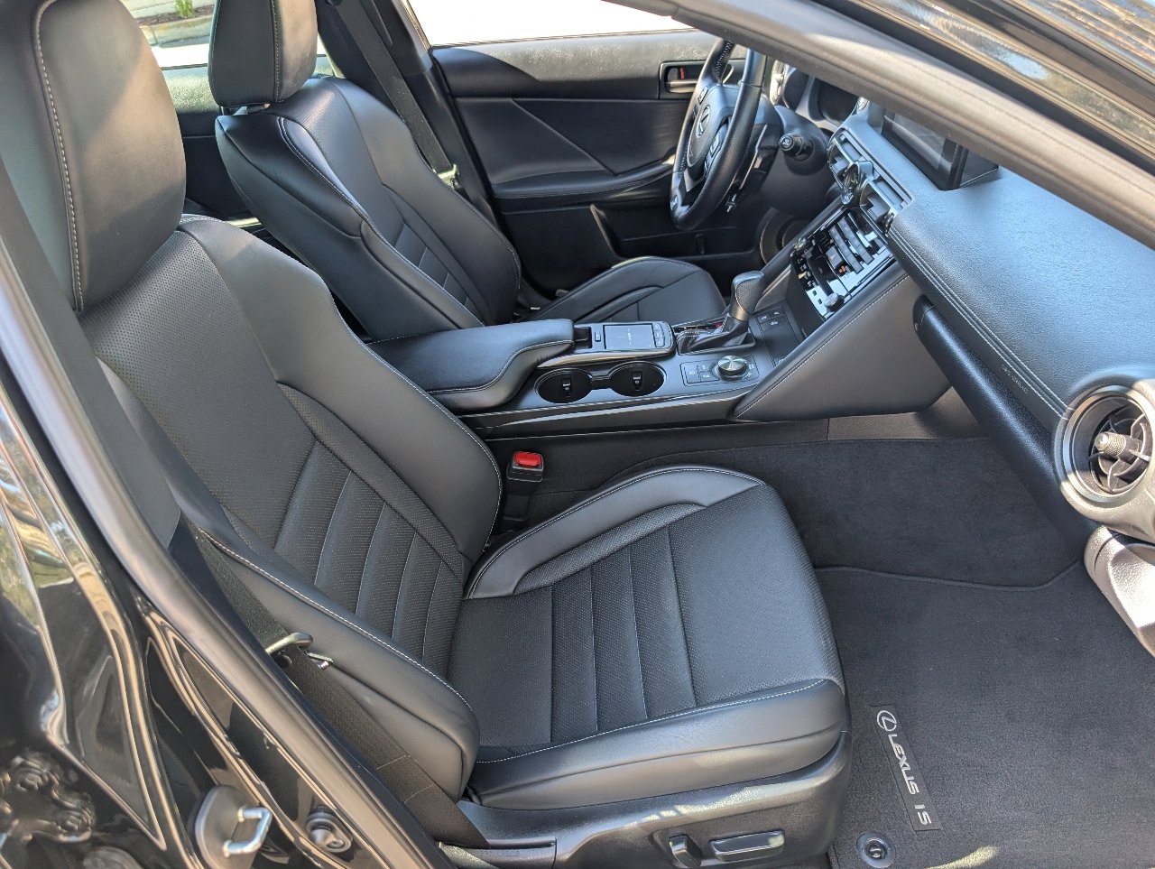 Used 2023 Lexus IS 350 F Sport w/ Accessory Package 2 image 8