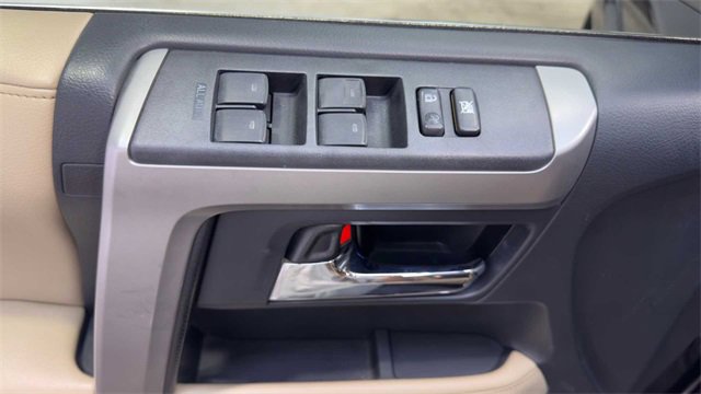 Used 2015 Toyota 4Runner Limited image 19