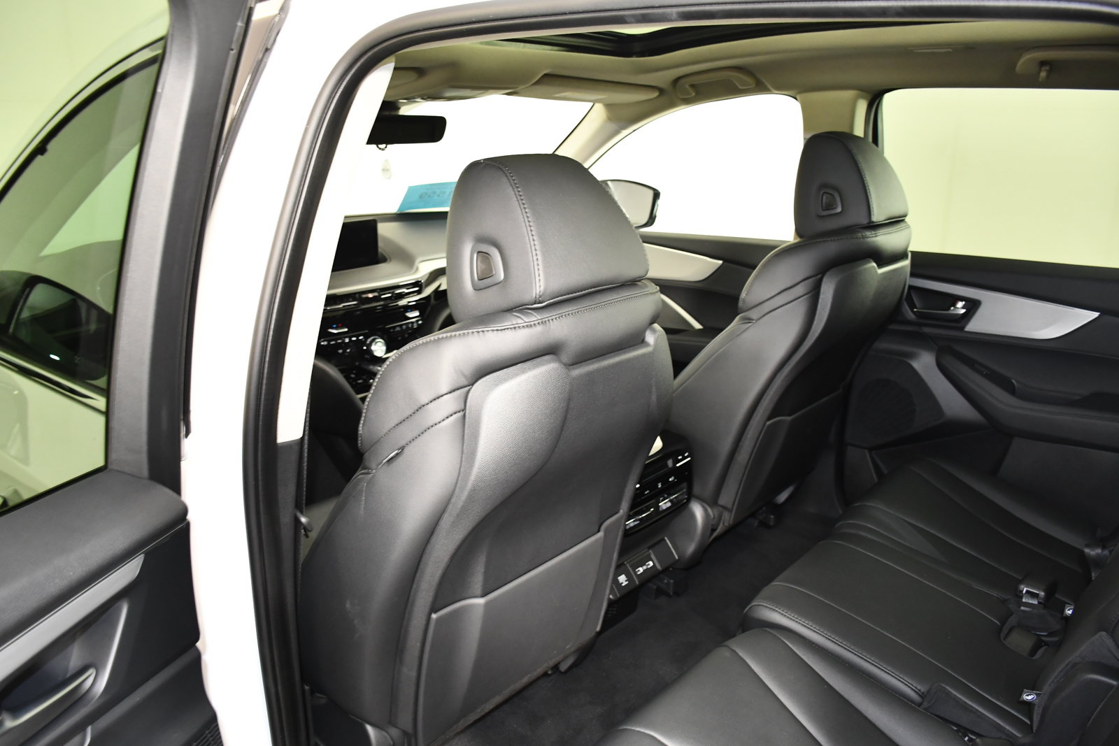 Certified 2024 Acura MDX SH-AWD image 47