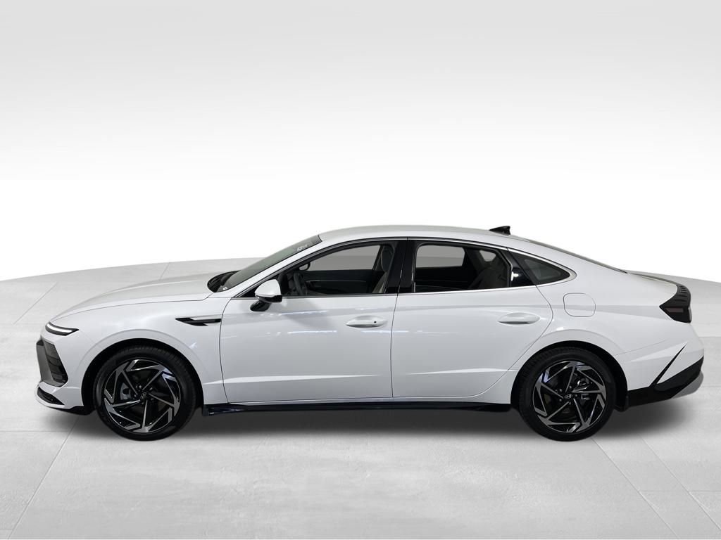New 2026 Hyundai Sonata SEL image 2