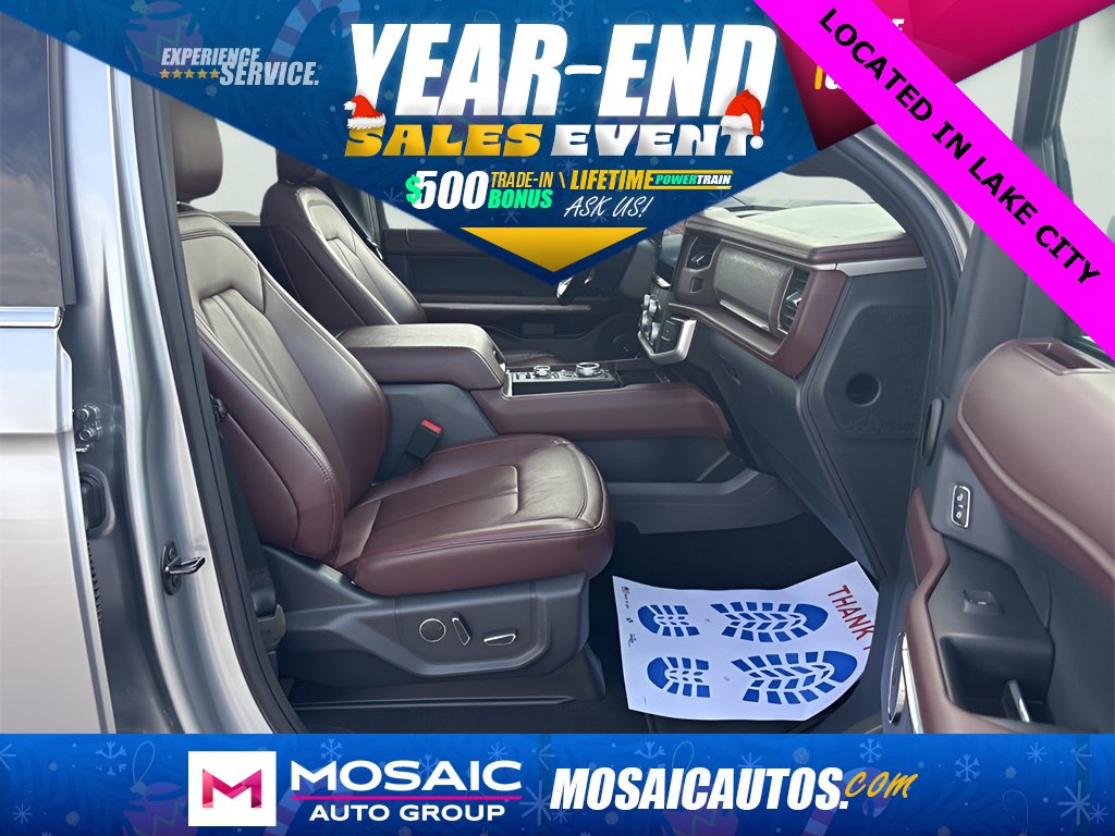 Used 2024 Ford Expedition Max Limited image 16