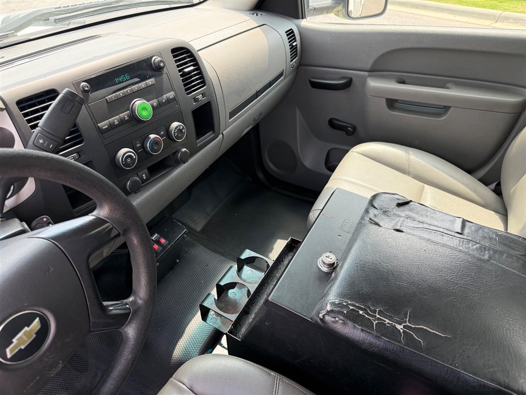 Used 2013 Chevrolet Silverado 3500 W/T RWD image 19