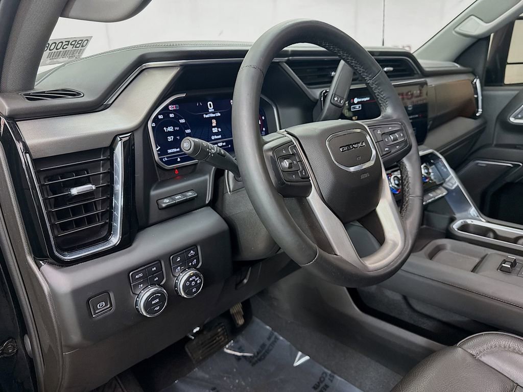 Used 2024 GMC Sierra 2500 Denali w/ Denali Reserve Package image 11