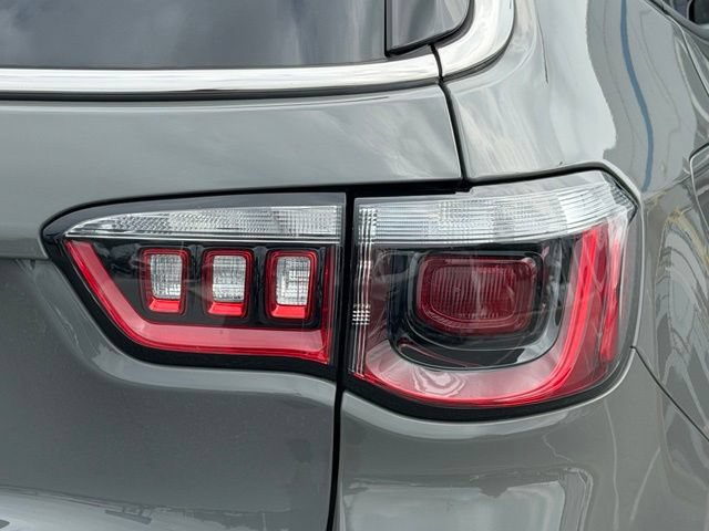 Used 2023 Jeep Compass Latitude AWD/4WD image 20