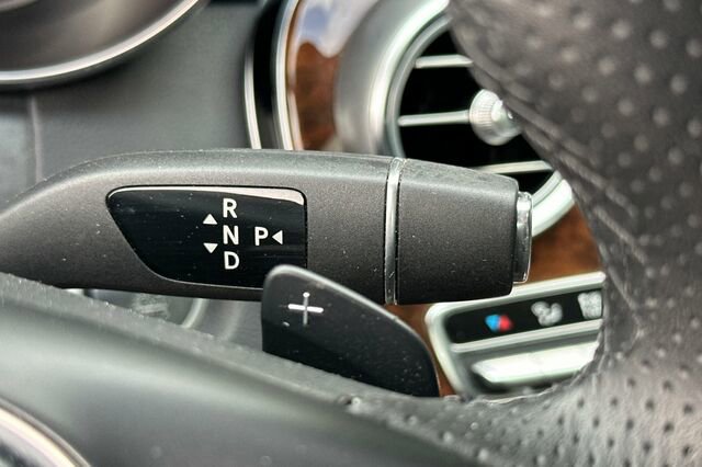 Used 2018 Mercedes-Benz C 300 4MATIC Sedan image 33