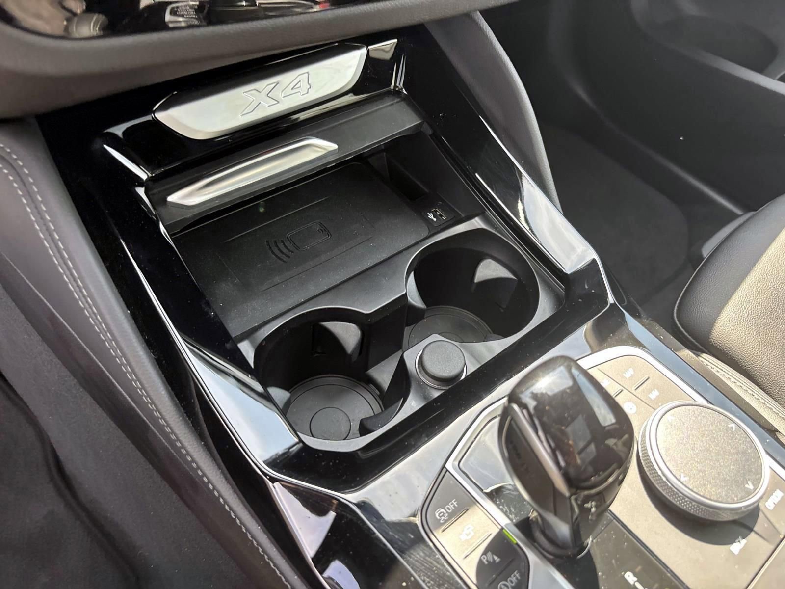 Used 2025 BMW X4 xDrive30i w/ M Sport Package AWD/4WD image 23